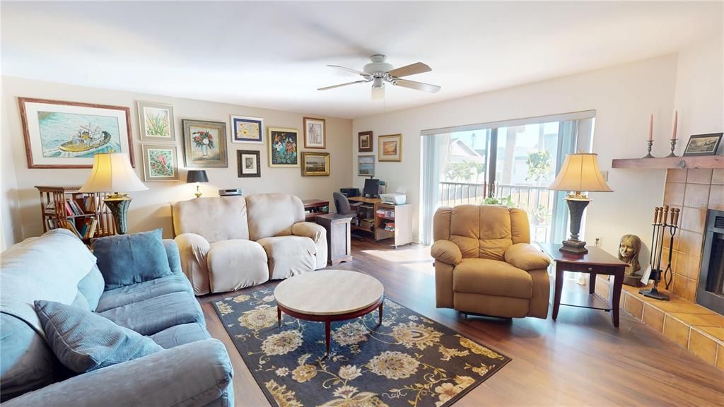 For Sale: $449,900 (3 beds, 2 baths, 1820 Square Feet)