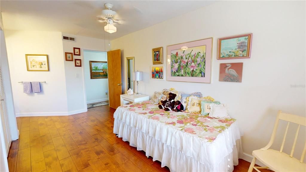 For Sale: $449,900 (3 beds, 2 baths, 1820 Square Feet)