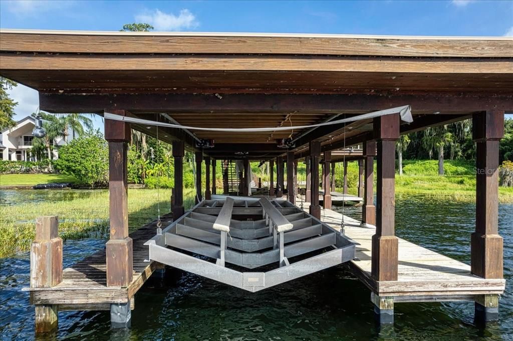 На продажу: $8,695,000 (2.19 acres)