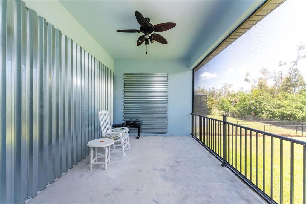 En Venta: $430,000 (3 camas, 2 baños, 1901 Pies cuadrados)