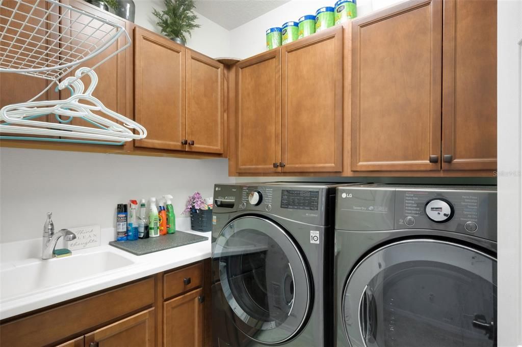 For Sale: $449,000 (3 beds, 2 baths, 2257 Square Feet)