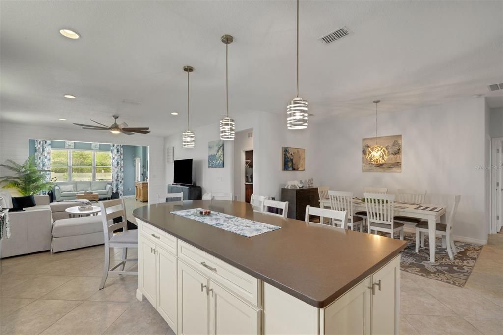 For Sale: $449,000 (3 beds, 2 baths, 2257 Square Feet)