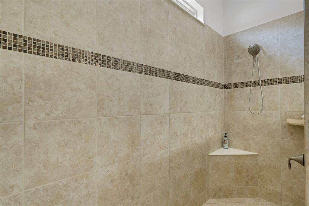 For Sale: $449,000 (3 beds, 2 baths, 2257 Square Feet)