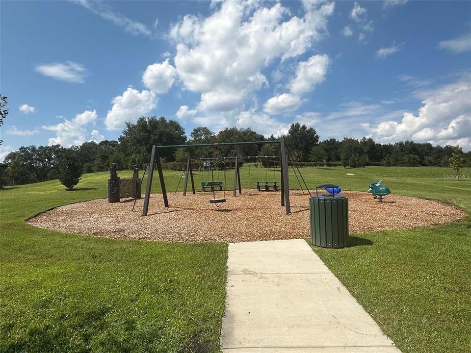 For Rent: $2,800 (5 beds, 3 baths, 2077 Square Feet)