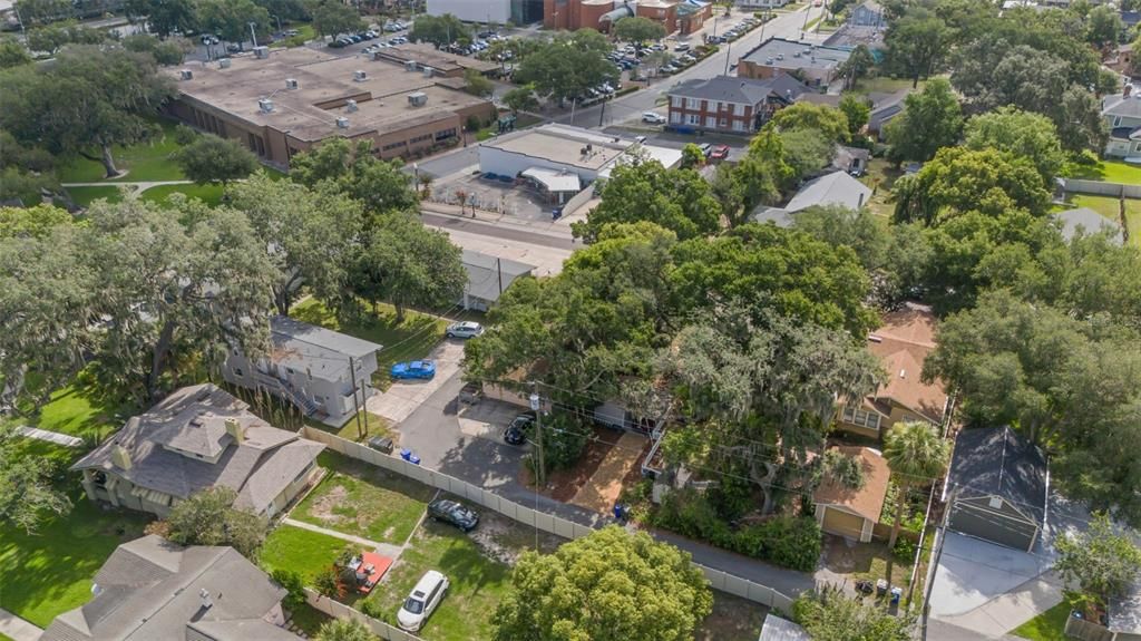 На продажу: $345,000 (2 спален, 1 ванн, 988 Квадратных фут)
