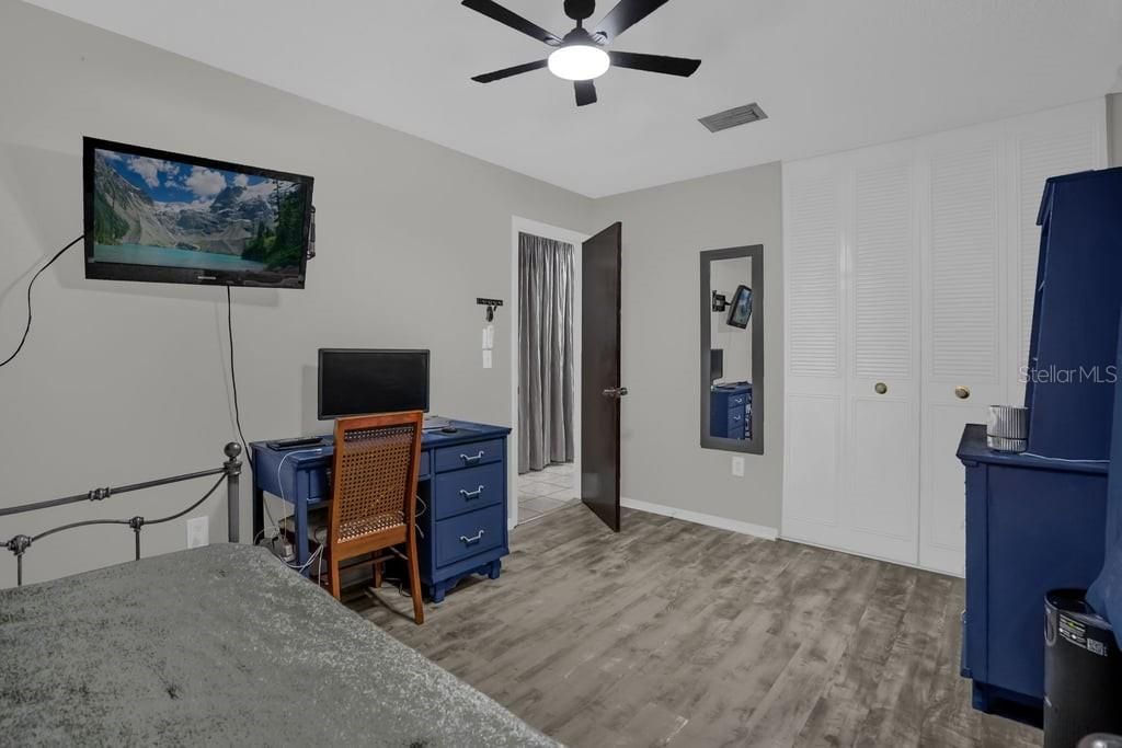 For Sale: $339,000 (4 beds, 2 baths, 1473 Square Feet)