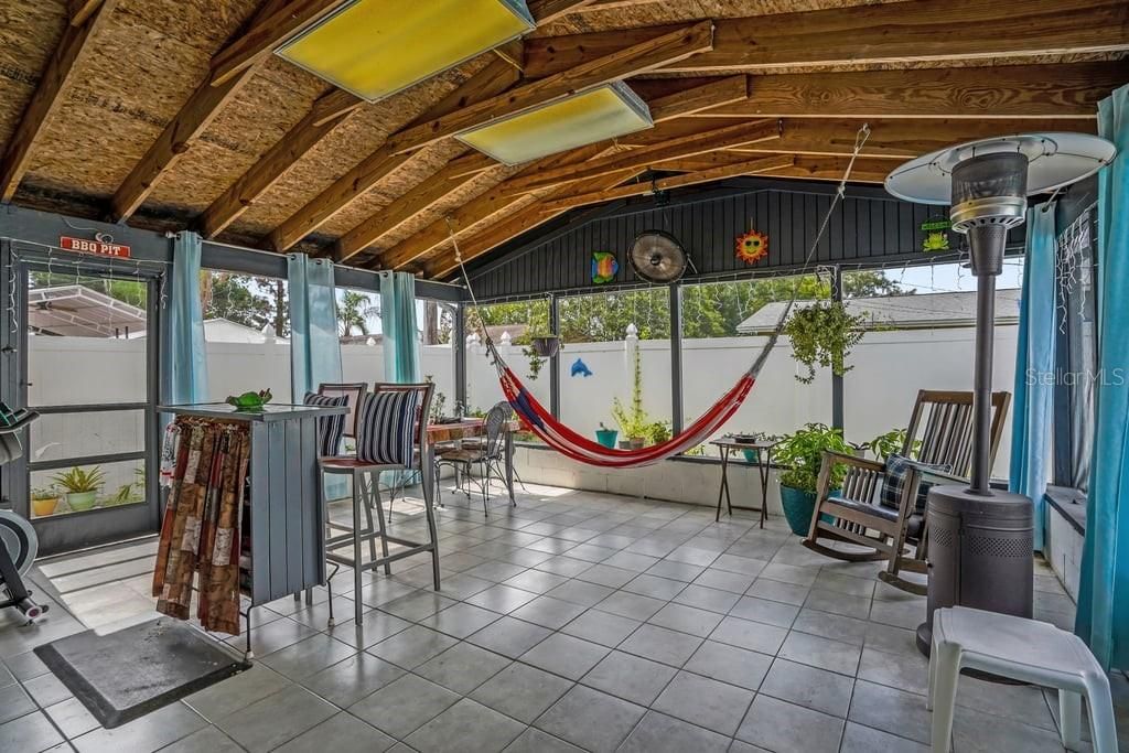 For Sale: $339,000 (4 beds, 2 baths, 1473 Square Feet)