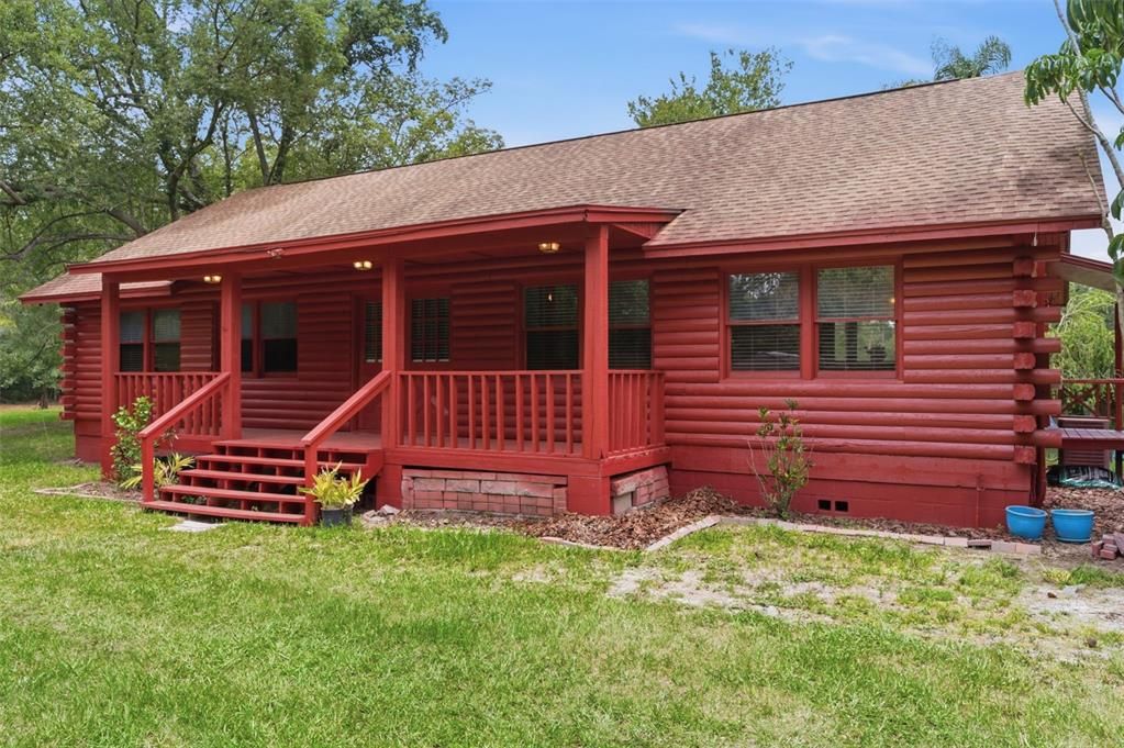 En Venta: $795,000 (2.23 acres)