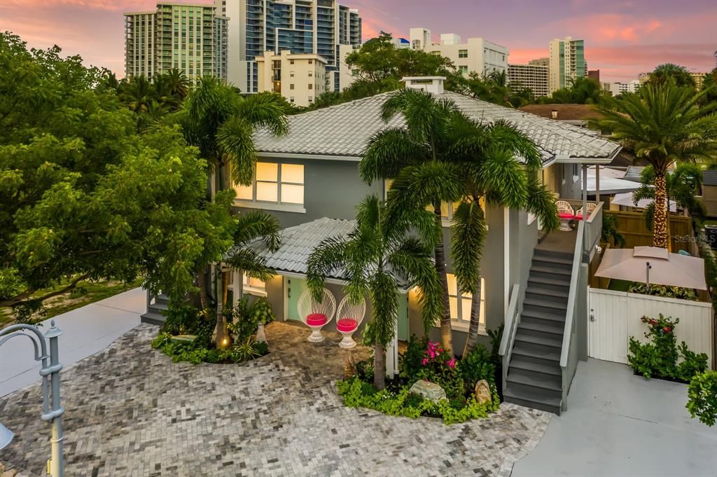 For Sale: $3,995,000 (0.17 acres)