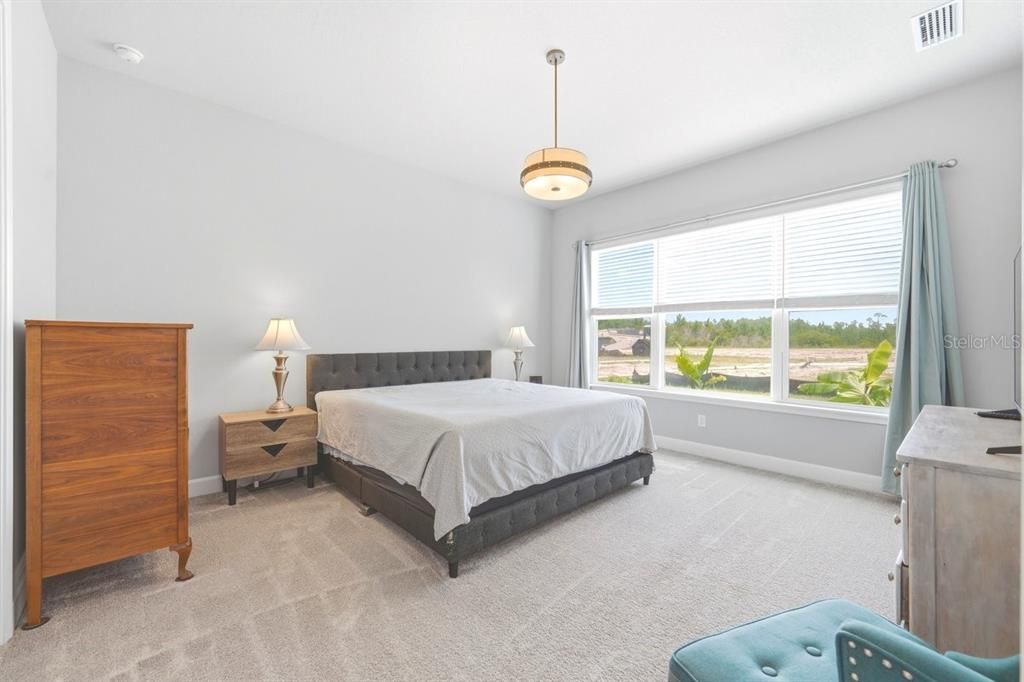 For Sale: $511,900 (4 beds, 2 baths, 2003 Square Feet)