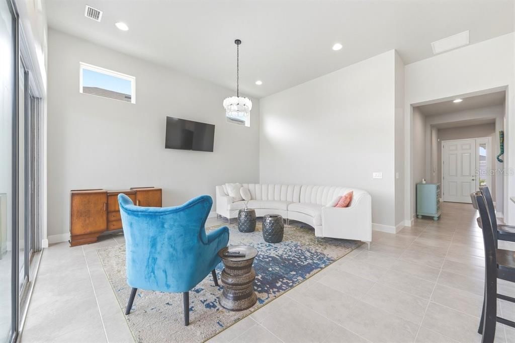For Sale: $511,900 (4 beds, 2 baths, 2003 Square Feet)