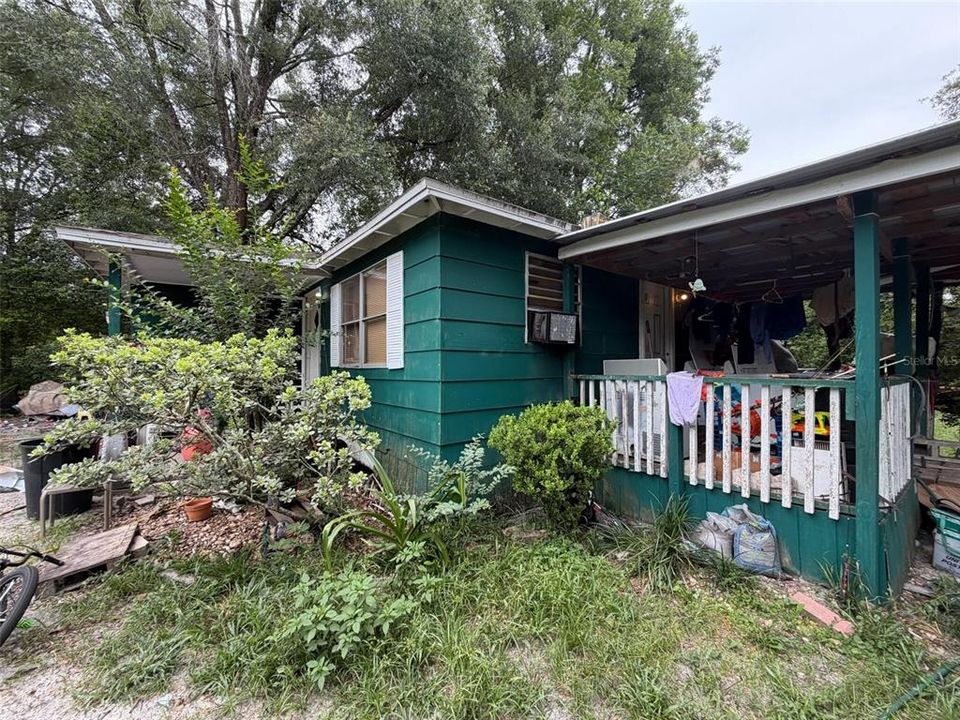 For Sale: $75,000 (2 beds, 1 baths, 640 Square Feet)