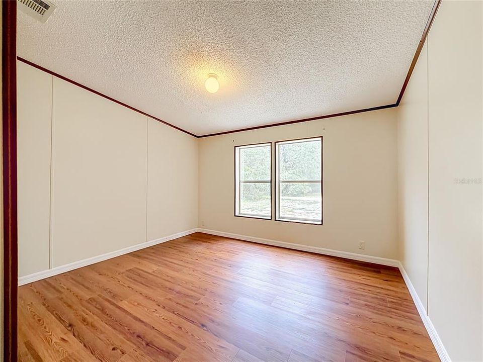 En Venta: $299,700 (4 camas, 2 baños, 1620 Pies cuadrados)