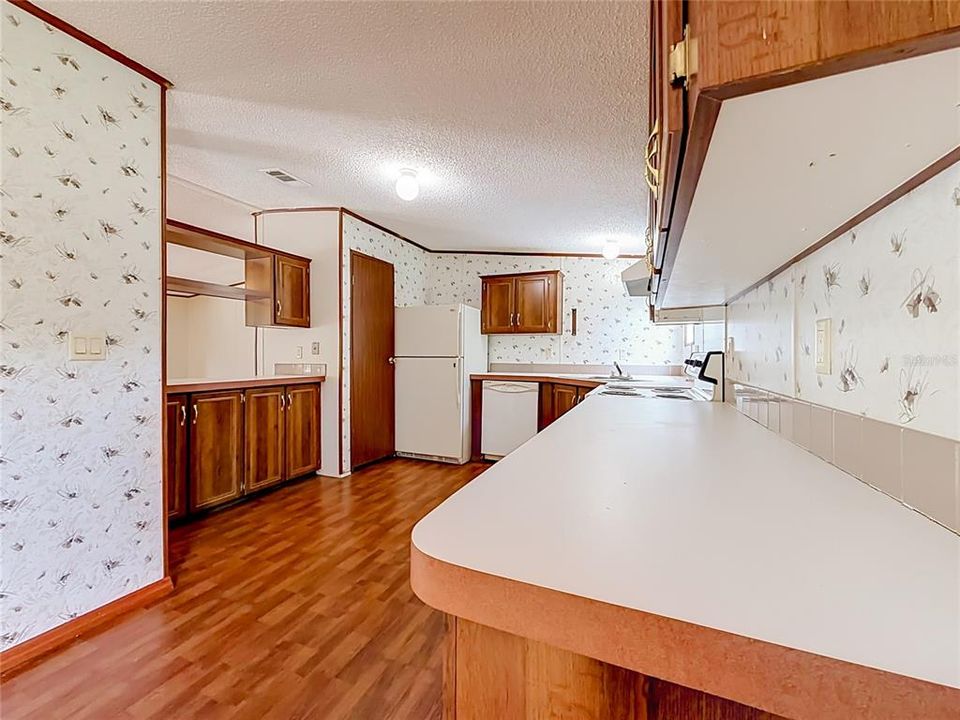 En Venta: $299,700 (4 camas, 2 baños, 1620 Pies cuadrados)