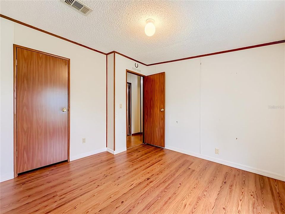 En Venta: $299,700 (4 camas, 2 baños, 1620 Pies cuadrados)