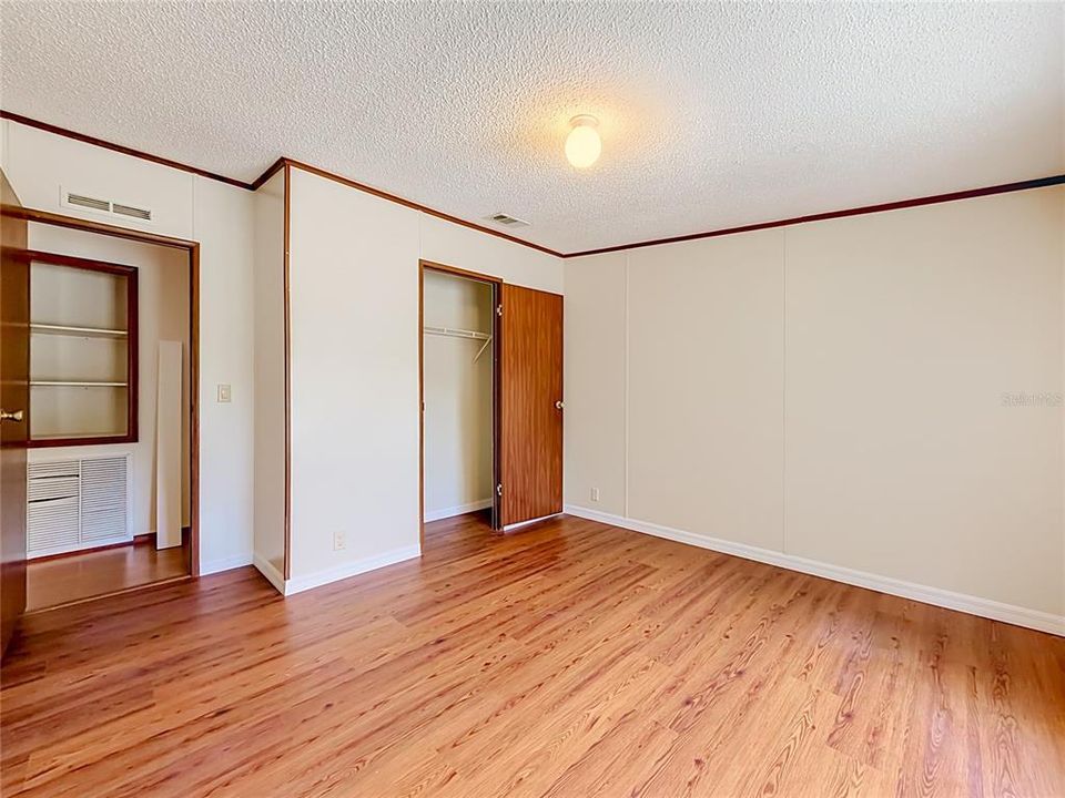 En Venta: $299,700 (4 camas, 2 baños, 1620 Pies cuadrados)