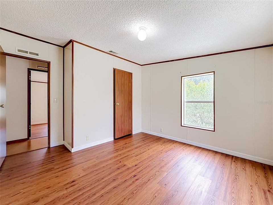 En Venta: $299,700 (4 camas, 2 baños, 1620 Pies cuadrados)