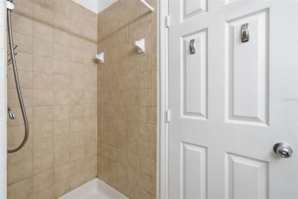For Sale: $369,000 (2 beds, 2 baths, 1303 Square Feet)