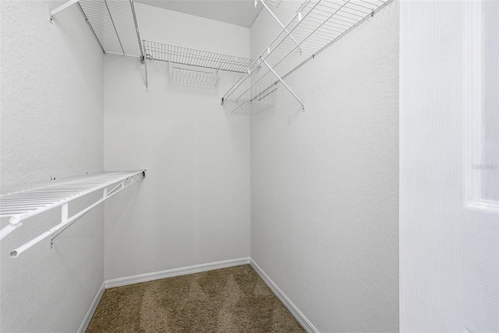 For Sale: $369,000 (2 beds, 2 baths, 1303 Square Feet)