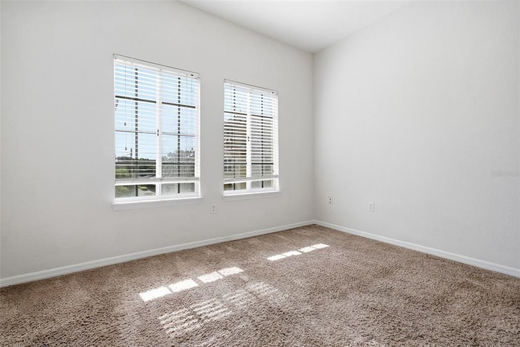 For Sale: $369,000 (2 beds, 2 baths, 1303 Square Feet)
