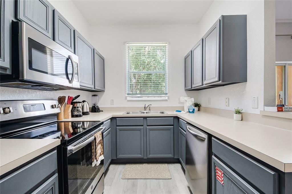 En Venta: $275,000 (4 camas, 3 baños, 1482 Pies cuadrados)