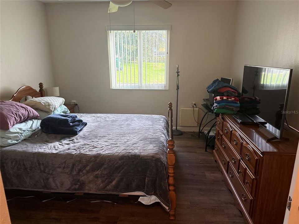 For Sale: $125,000 (2 beds, 2 baths, 876 Square Feet)