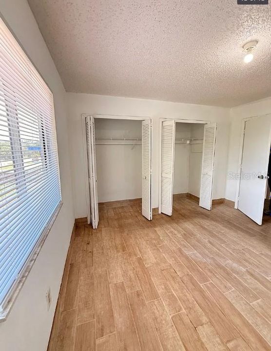 В аренду: $1,450 (2 спален, 1 ванн, 996 Квадратных фут)