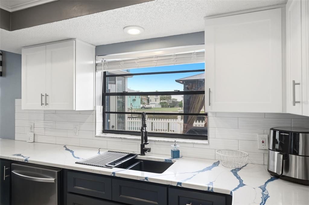 For Sale: $710,000 (3 beds, 2 baths, 2394 Square Feet)
