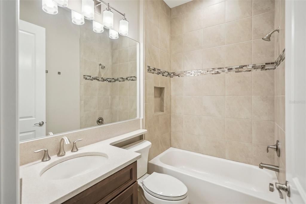 For Sale: $519,999 (3 beds, 2 baths, 2252 Square Feet)