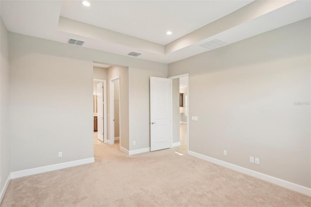 For Sale: $519,999 (3 beds, 2 baths, 2252 Square Feet)
