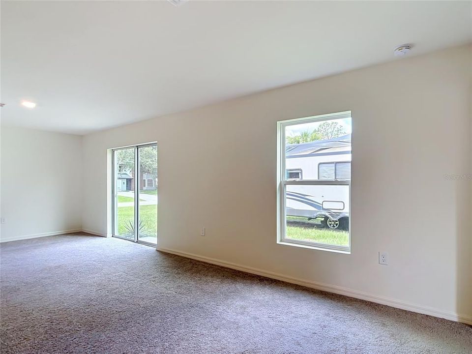 For Sale: $279,000 (3 beds, 2 baths, 1284 Square Feet)