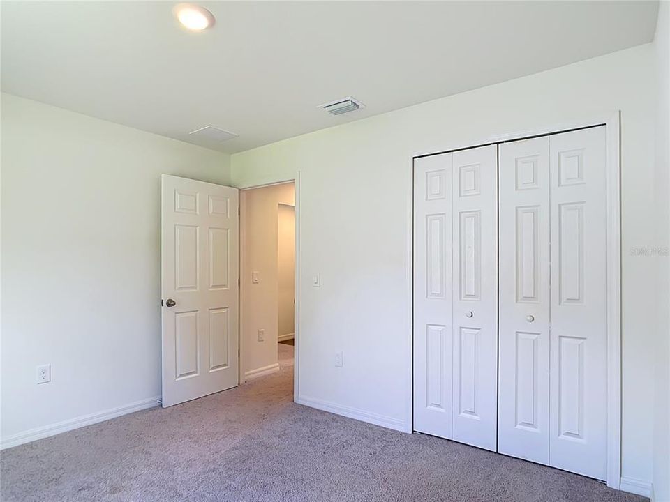 For Sale: $279,000 (3 beds, 2 baths, 1284 Square Feet)