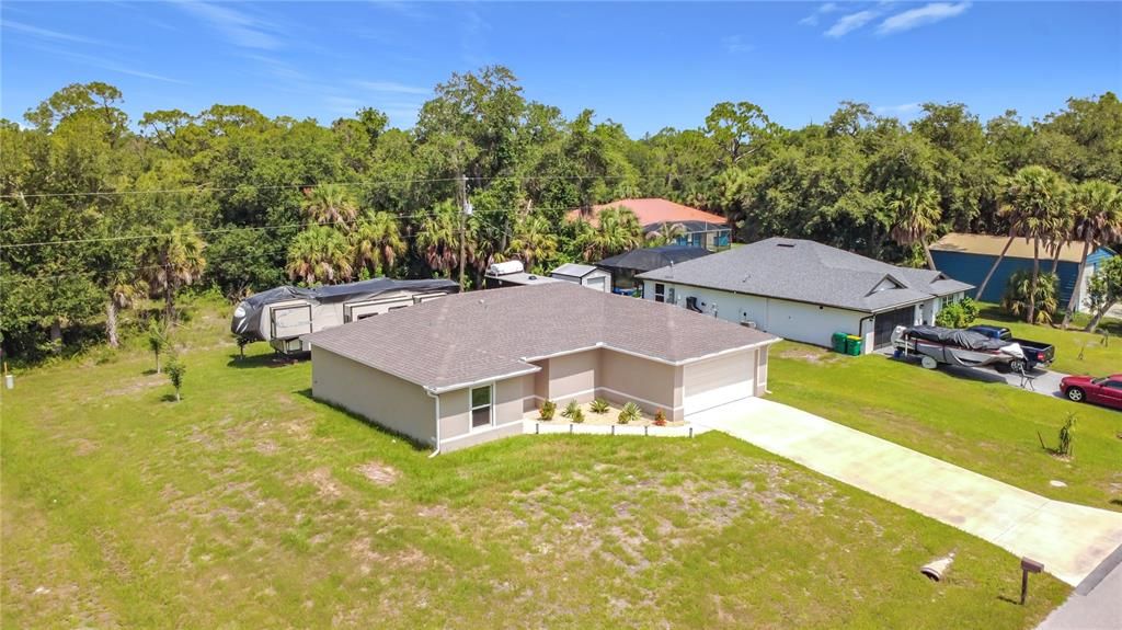 For Sale: $279,000 (3 beds, 2 baths, 1284 Square Feet)