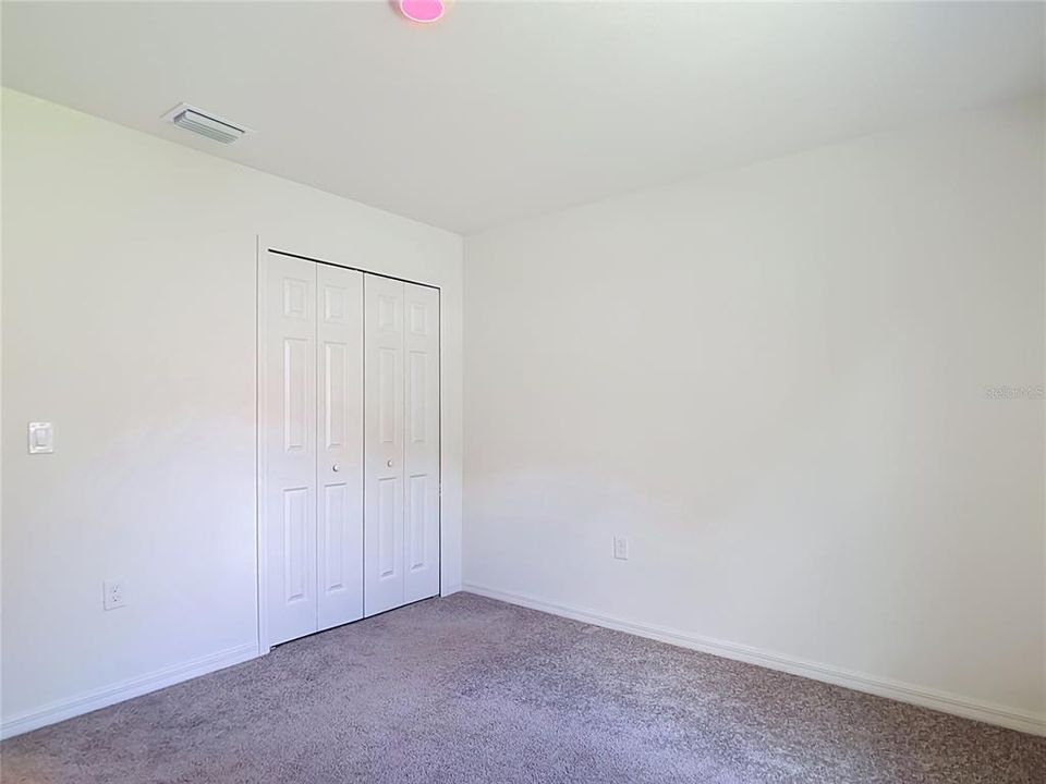 For Sale: $279,000 (3 beds, 2 baths, 1284 Square Feet)