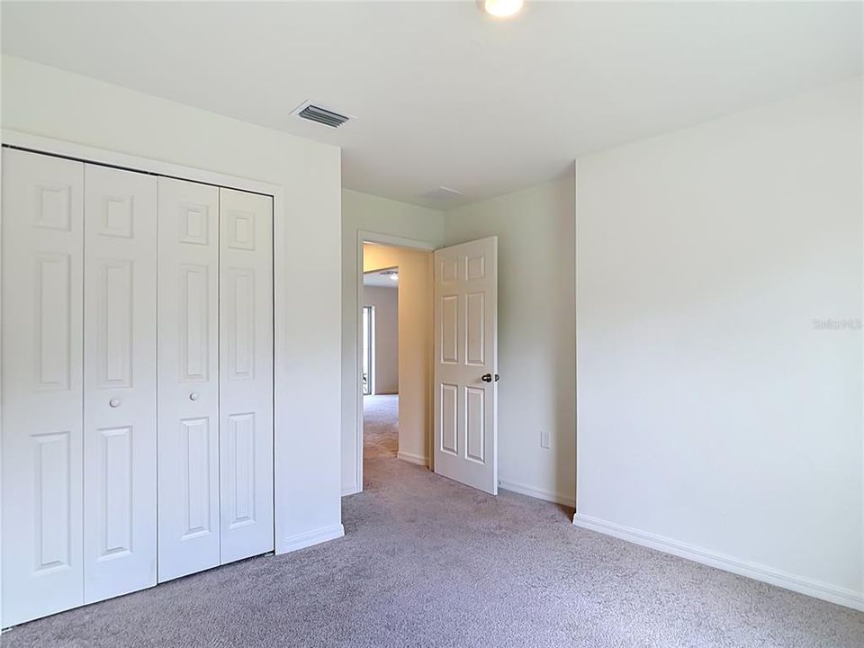 For Sale: $279,000 (3 beds, 2 baths, 1284 Square Feet)