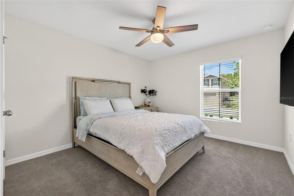 For Sale: $400,000 (4 beds, 2 baths, 2339 Square Feet)