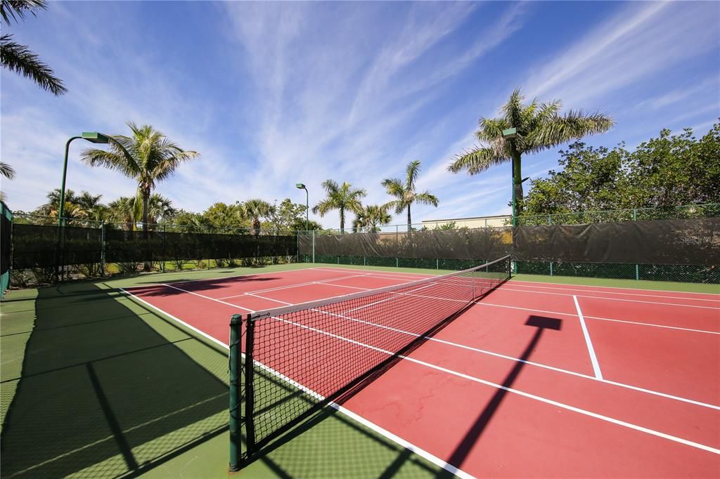 En Venta: $649,000 (3 camas, 2 baños, 1701 Pies cuadrados)