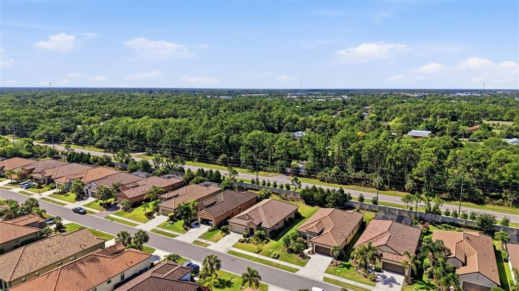 For Sale: $449,900 (3 beds, 3 baths, 2104 Square Feet)
