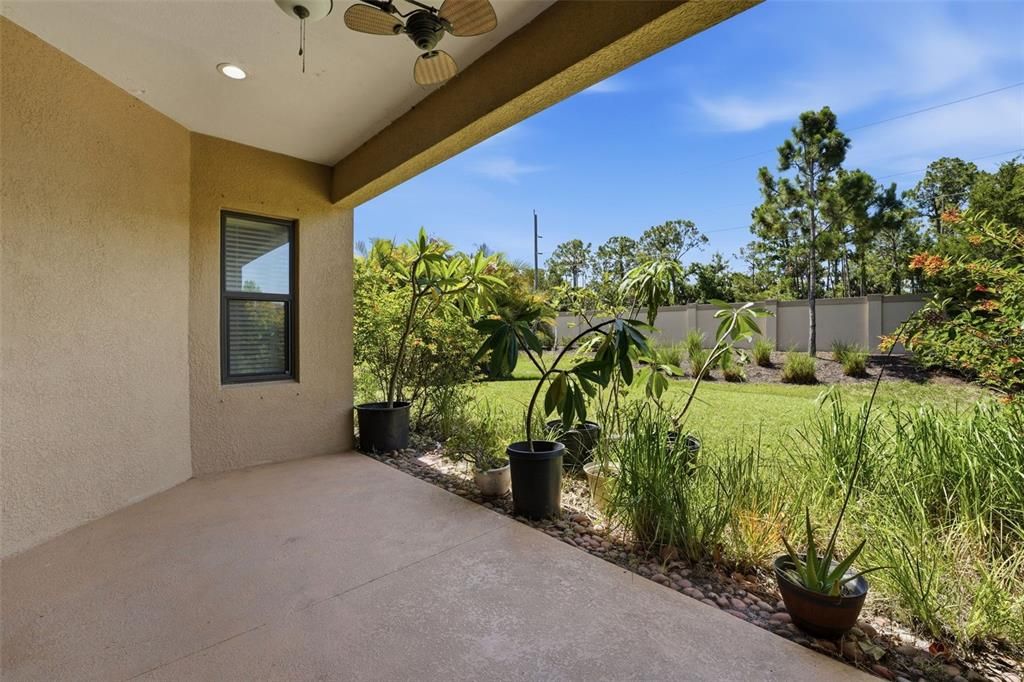 For Sale: $449,900 (3 beds, 3 baths, 2104 Square Feet)