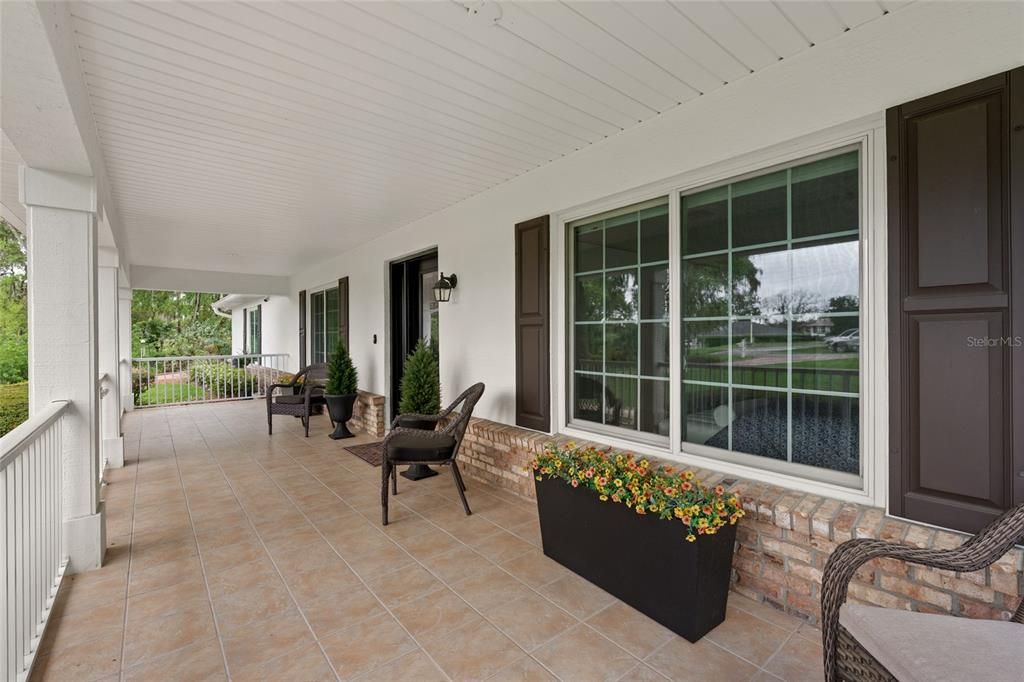 En Venta: $725,000 (3 camas, 2 baños, 2116 Pies cuadrados)