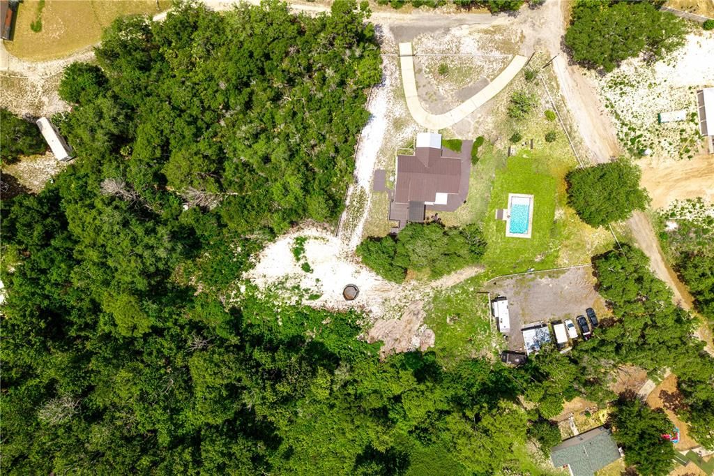 For Sale: $750,000 (5 beds, 3 baths, 1152 Square Feet)