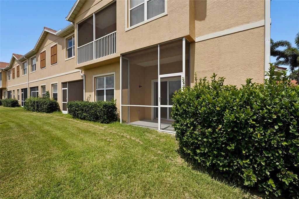 For Sale: $275,000 (3 beds, 2 baths, 1210 Square Feet)