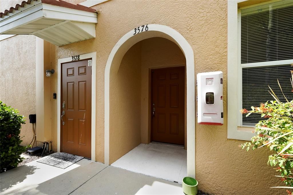 For Sale: $275,000 (3 beds, 2 baths, 1210 Square Feet)
