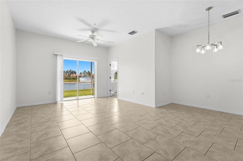 For Sale: $275,000 (3 beds, 2 baths, 1210 Square Feet)