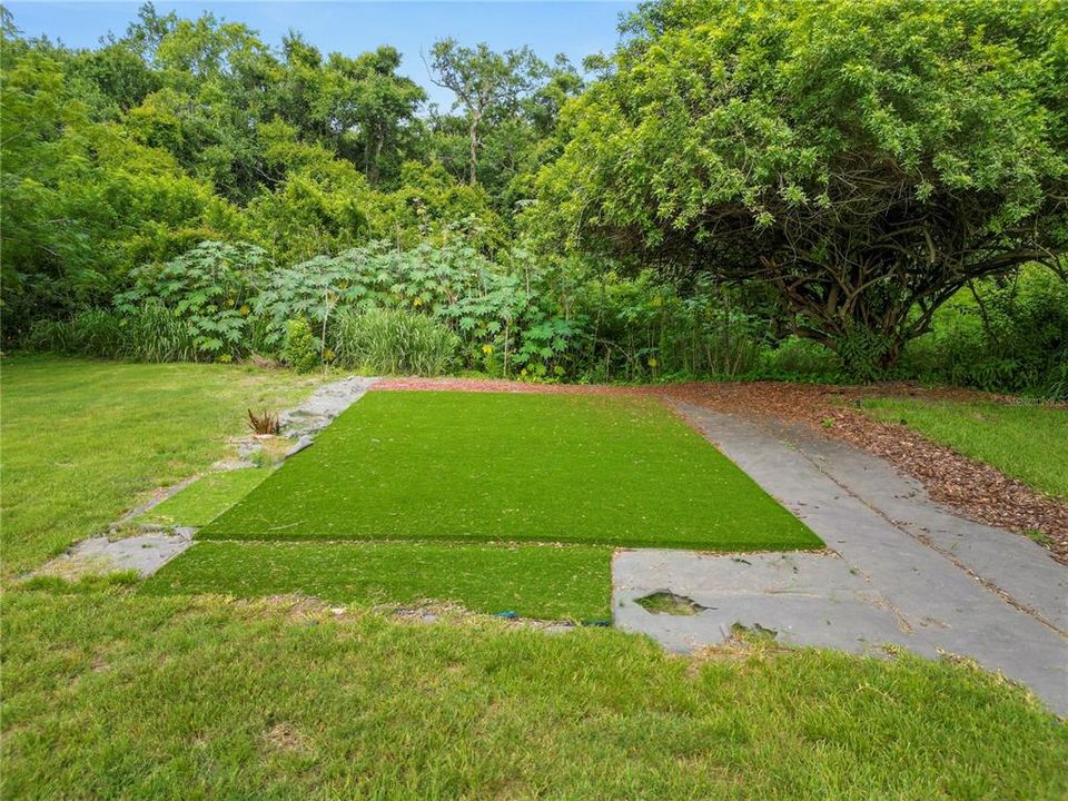 For Sale: $555,000 (3 beds, 3 baths, 2334 Square Feet)