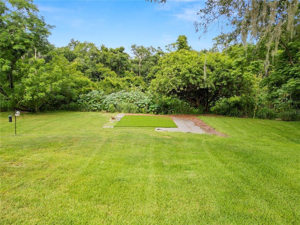 For Sale: $555,000 (3 beds, 3 baths, 2334 Square Feet)