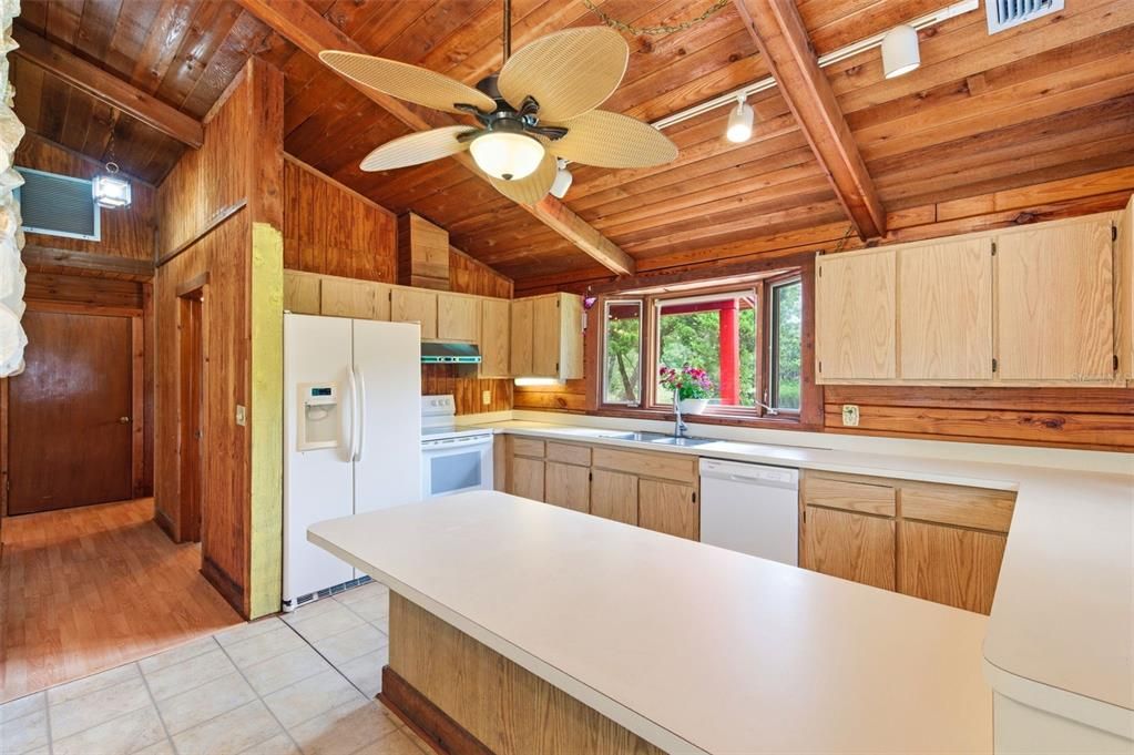 En Venta: $795,000 (3 camas, 2 baños, 1512 Pies cuadrados)