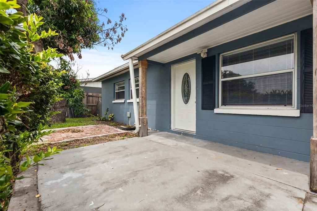 For Sale: $260,000 (3 beds, 2 baths, 1320 Square Feet)