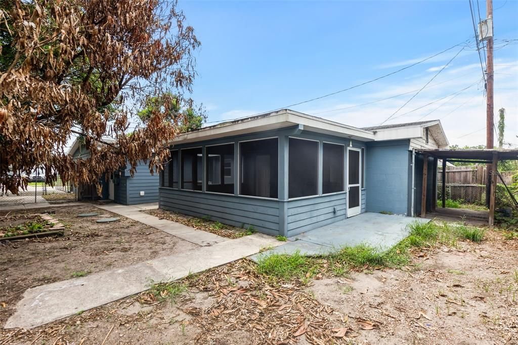 For Sale: $260,000 (3 beds, 2 baths, 1320 Square Feet)