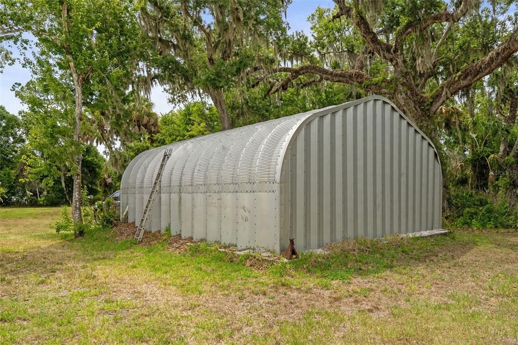 For Sale: $850,000 (5 beds, 3 baths, 2736 Square Feet)